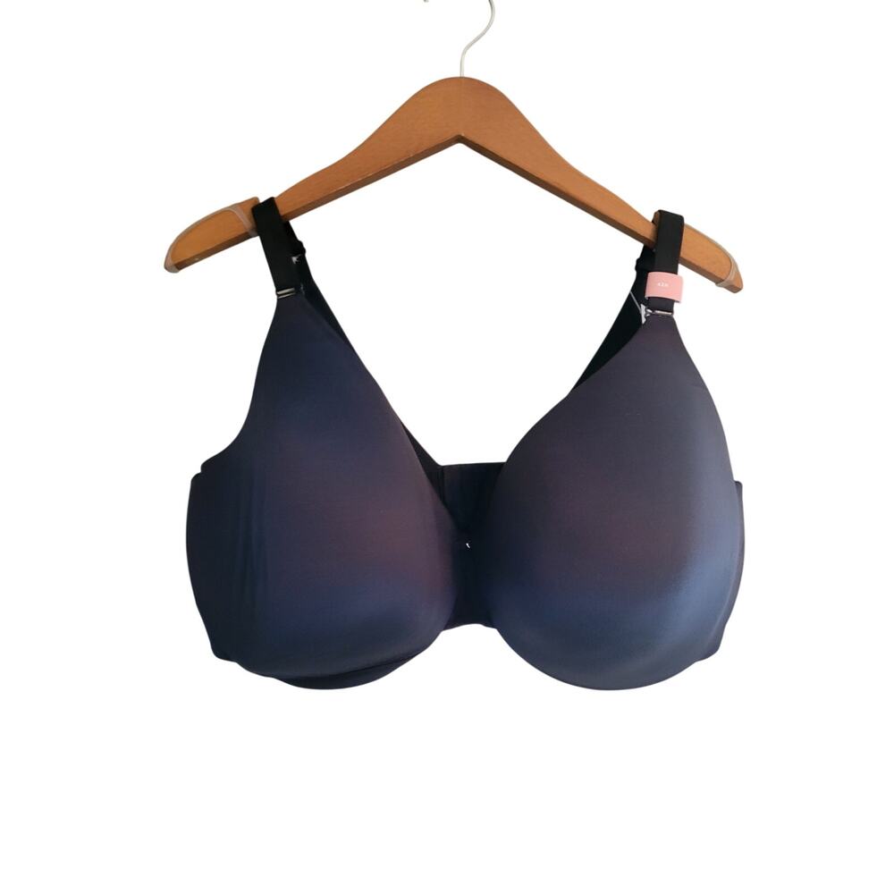Cacique bra nwt back smoothing lightly lined full coverage 42H